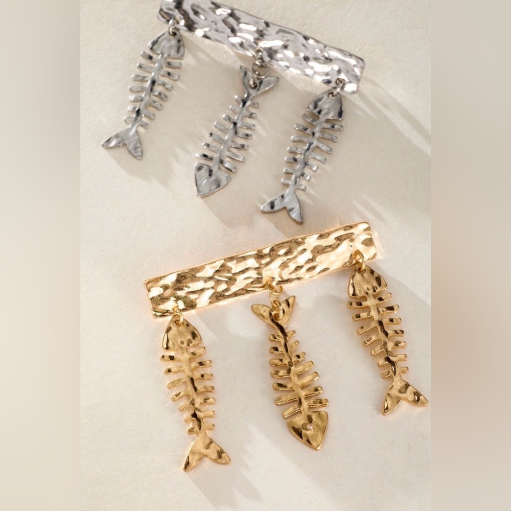Free People Fish Outta Water Brooch gold tone 
Sold Out item